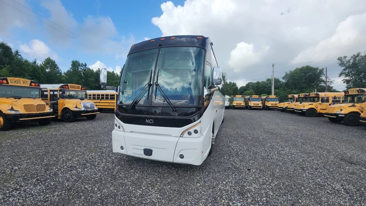 2025 MCI J4500 ADA Coach Bus - Image 33