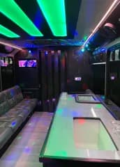2013 Ford E450 bus