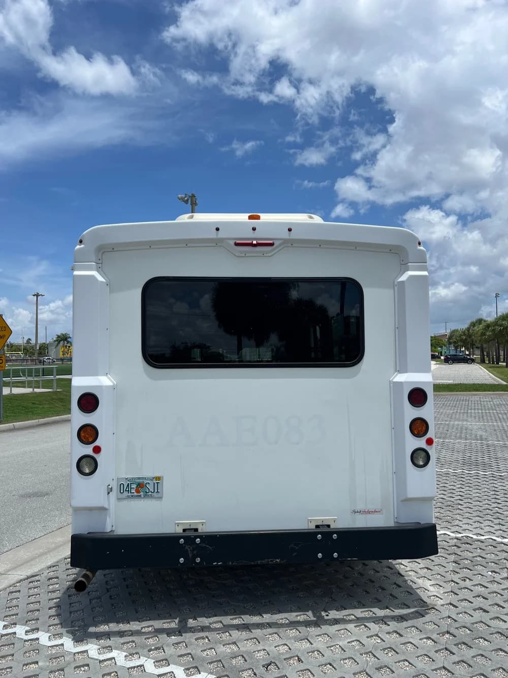 2018 Ford Transit 350HD - Image 16