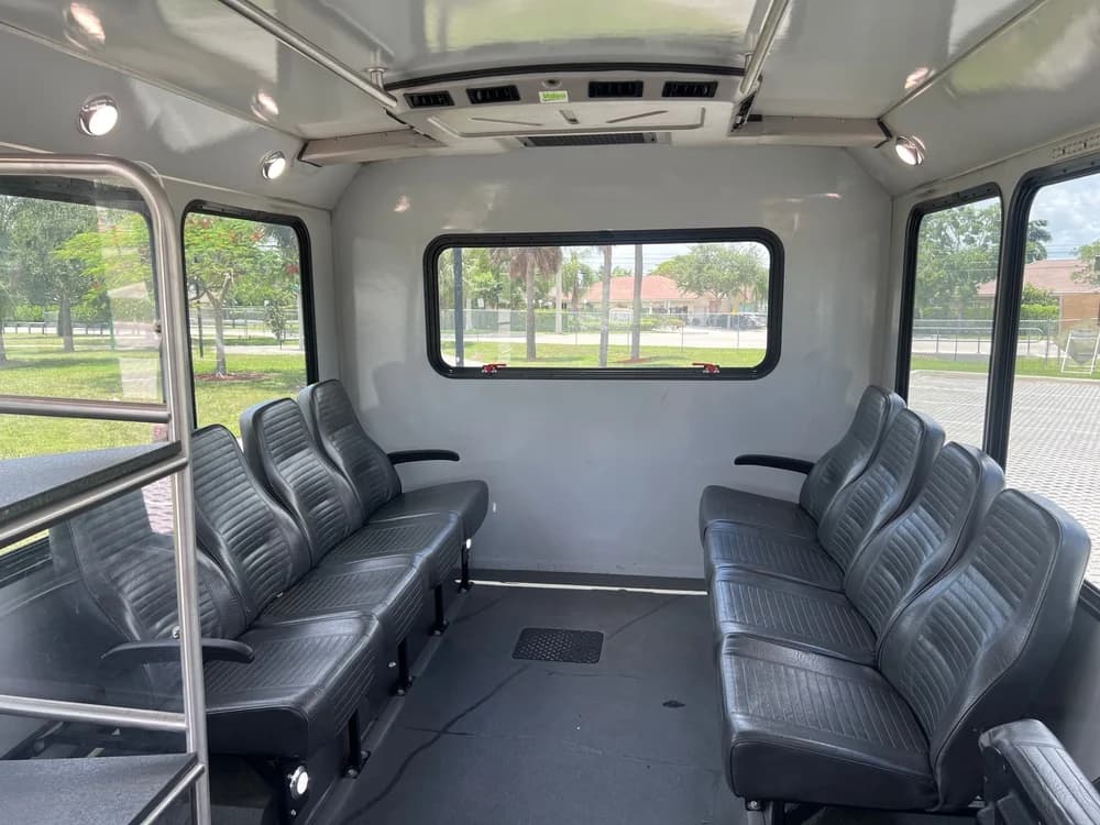 2018 Ford Transit 350HD - Image 2