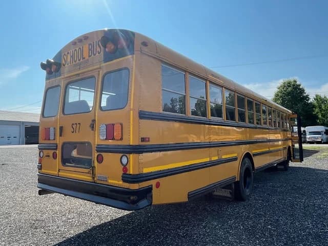 2017 THOMAS FE 84 Passenger - Image 23