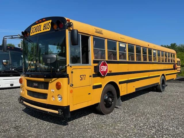 2017 THOMAS FE 84 Passenger - Image 24