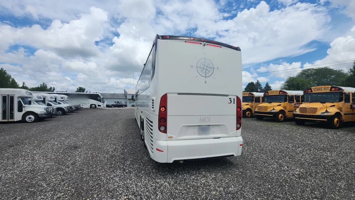 2018 MCI J4500 ADA Coach Bus - Image 33