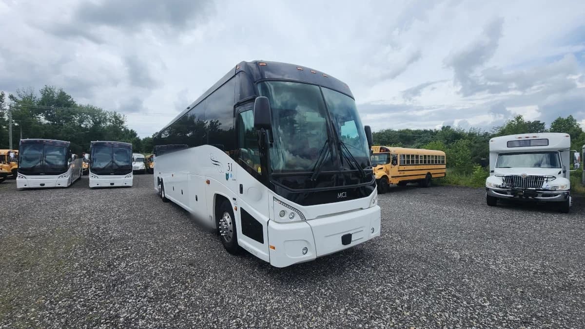 2018 MCI J4500 ADA Coach Bus - Image 30
