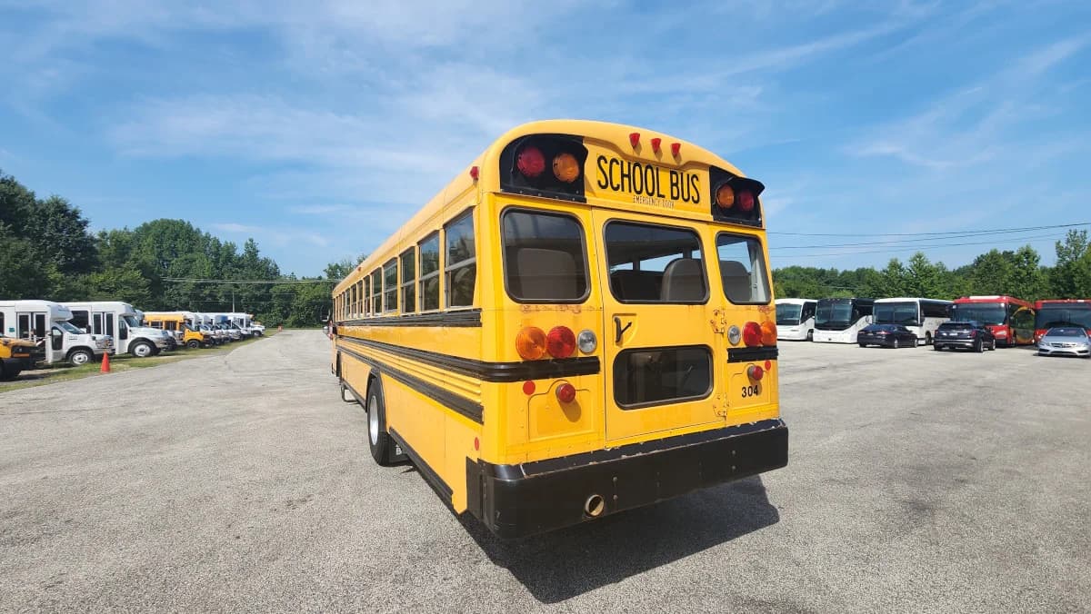 2013 Bluebird All American 71 Passenger Flat Nose - Image 21