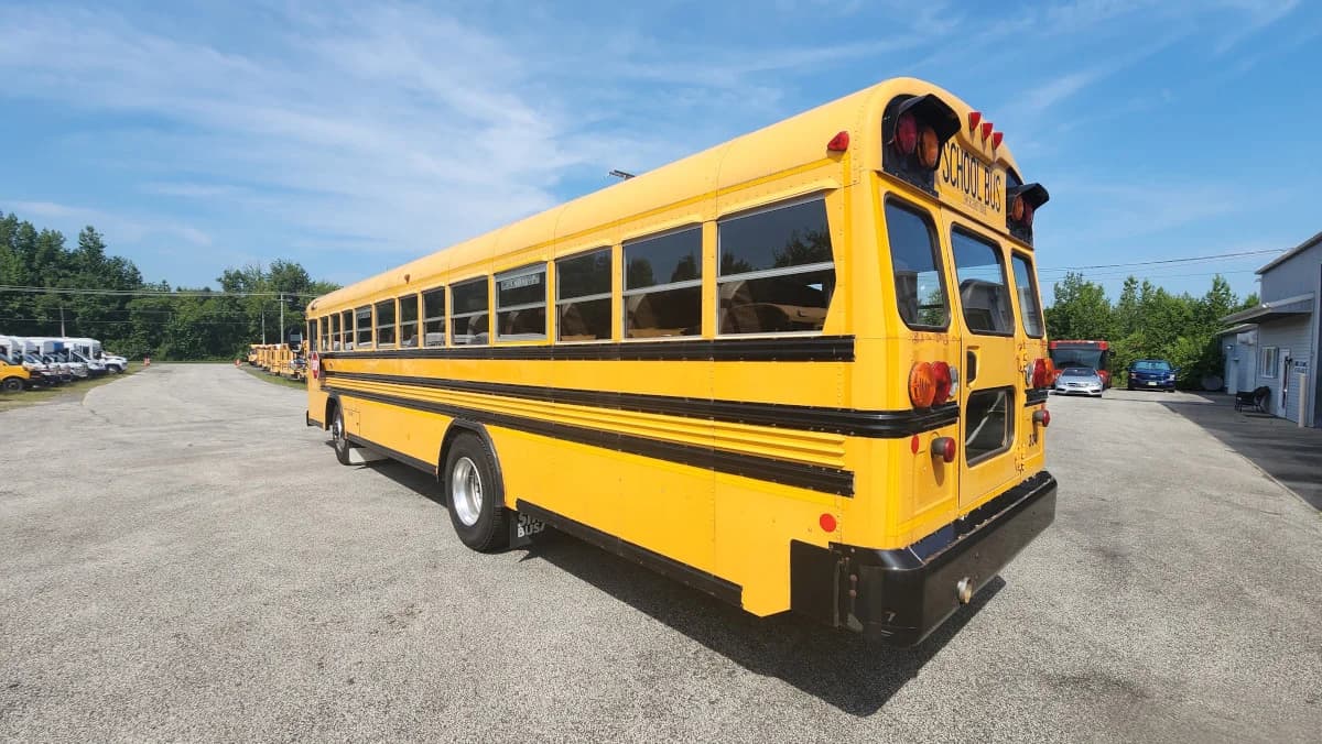 2013 Bluebird All American 71 Passenger Flat Nose - Image 22
