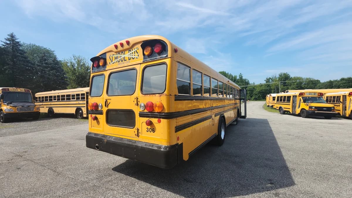 2013 Bluebird All American 71 Passenger Flat Nose - Image 20