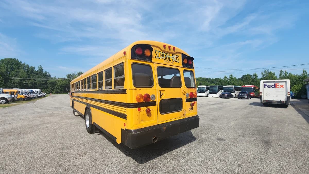 2013 Bluebird All American 71 Passenger Flat Nose - Image 22