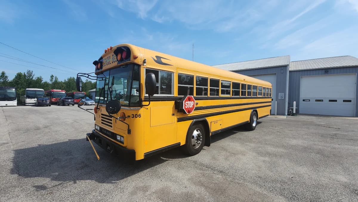 2013 Bluebird All American 71 Passenger Flat Nose - Image 1