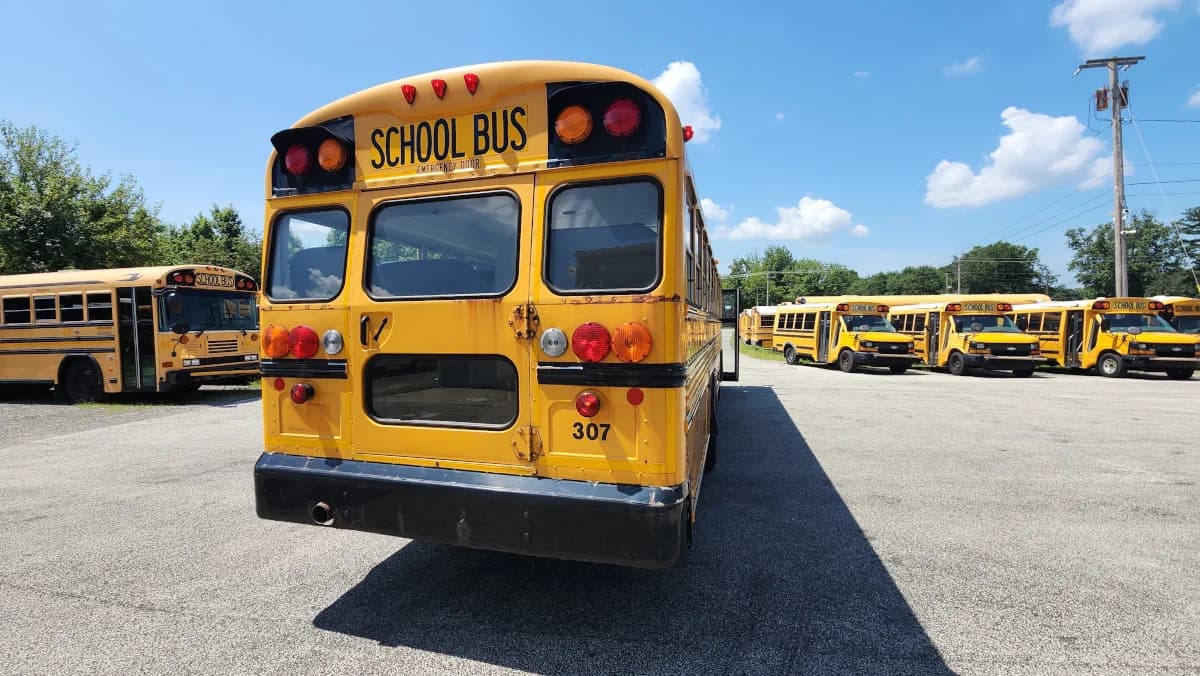 2013 Bluebird All American 71 Passenger Flat Nose - Image 21