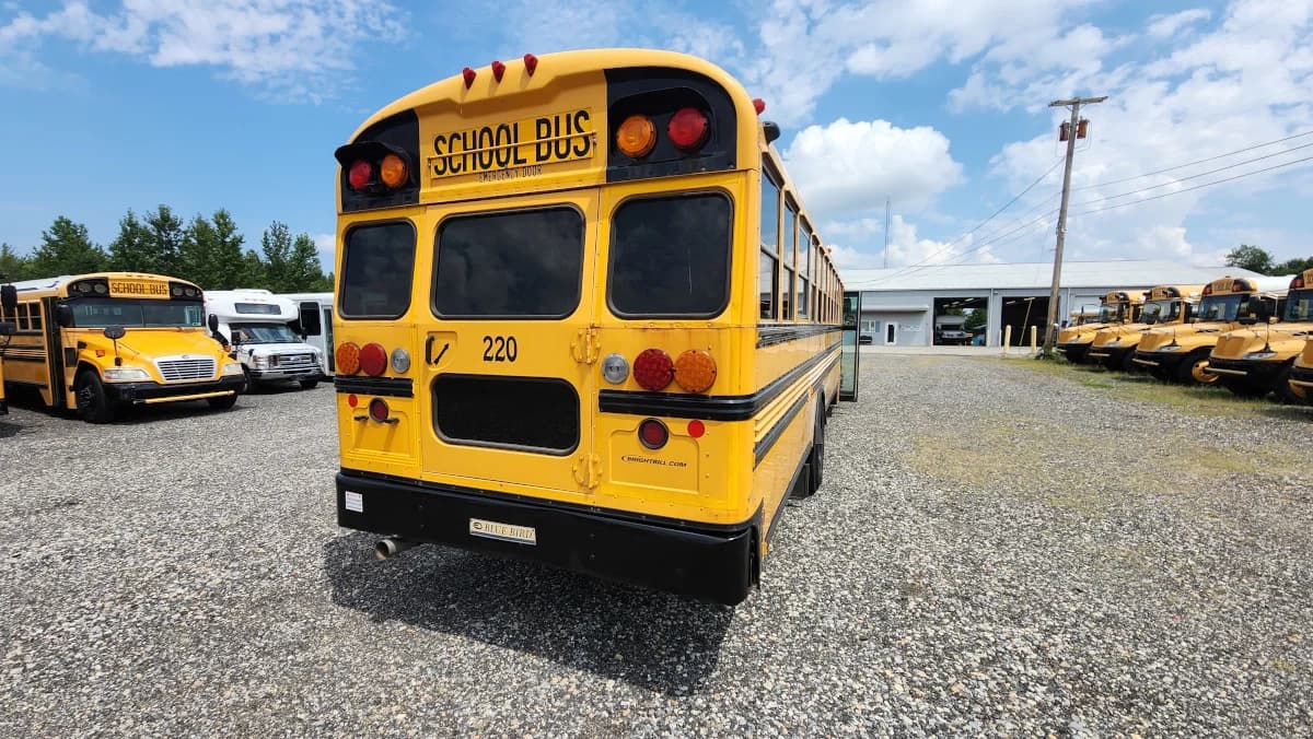 2014 Blue Bird Vision 72 Passenger - Image 22