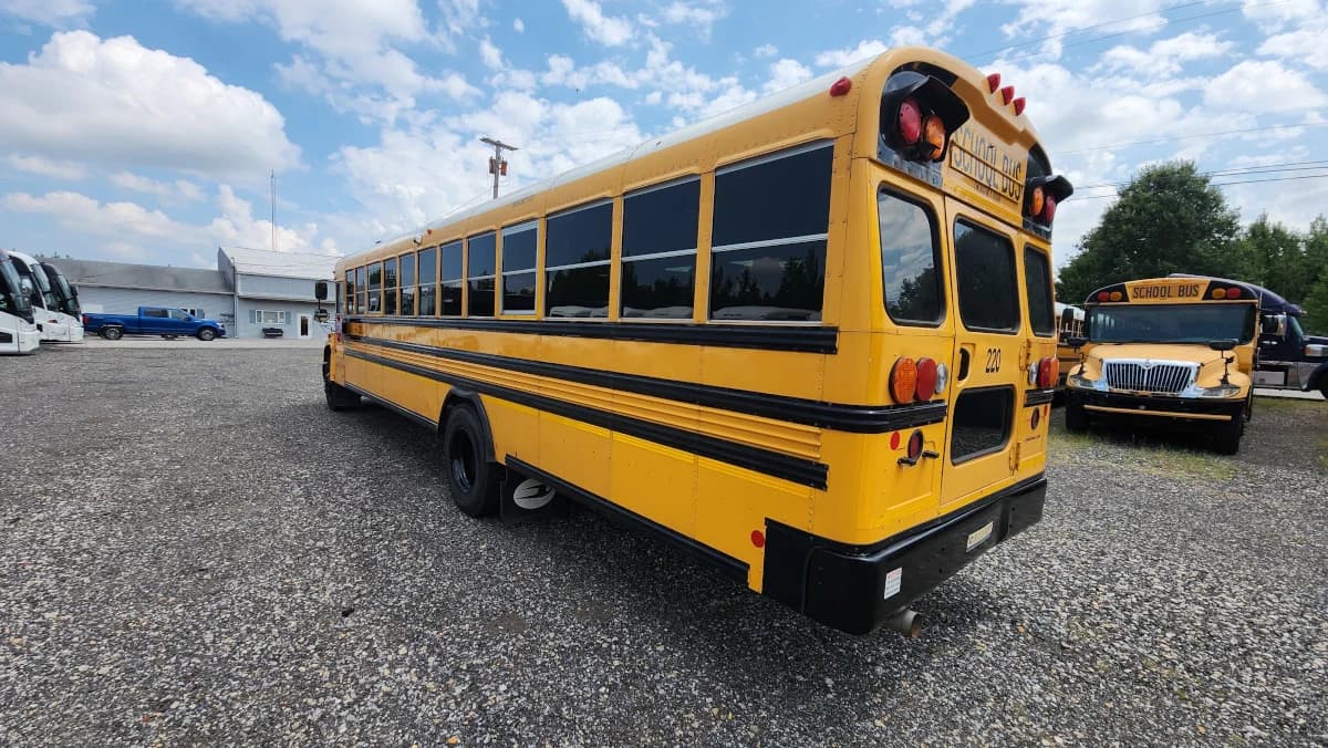 2014 Blue Bird Vision 72 Passenger - Image 24