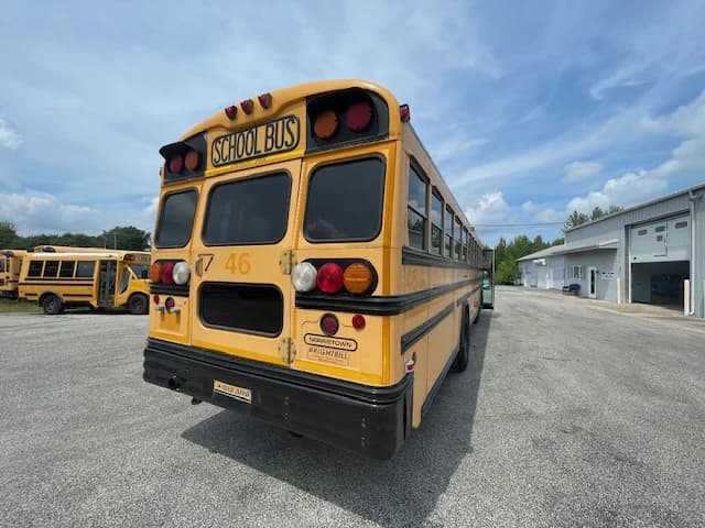 2006 Blue Bird FE All American - Image 20