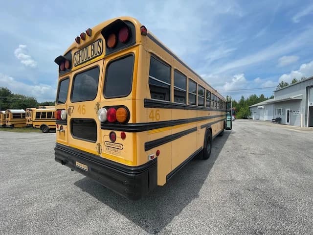 2006 Blue Bird FE All American - Image 4