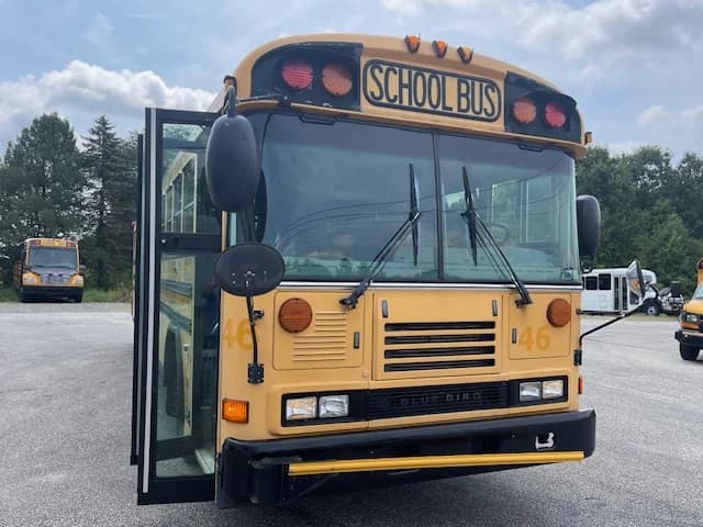 2006 Blue Bird FE All American - Image 17