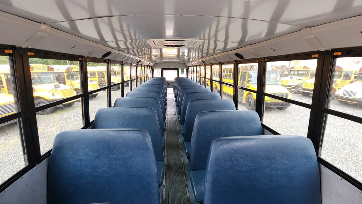2017 Thomas C2 72 Passenger  - Image 7