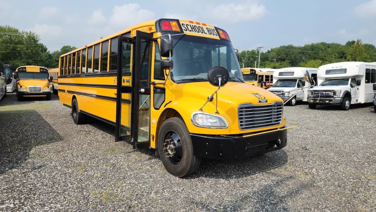 2017 Thomas C2 72 Passenger - Image 20