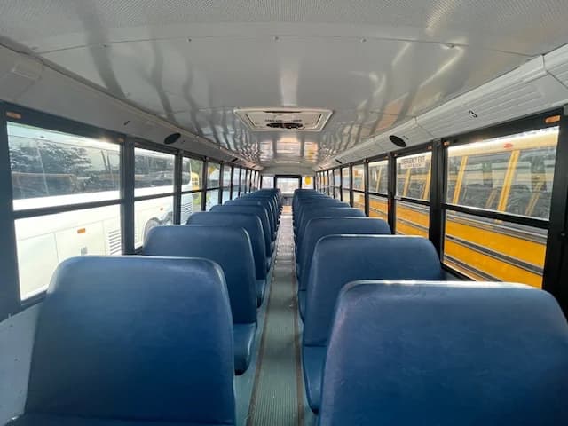 2017 Freightliner Thomas C2 72 Passenger - Image 7