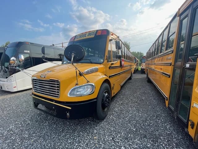 2017 Freightliner Thomas C2 72 Passenger - Image 13