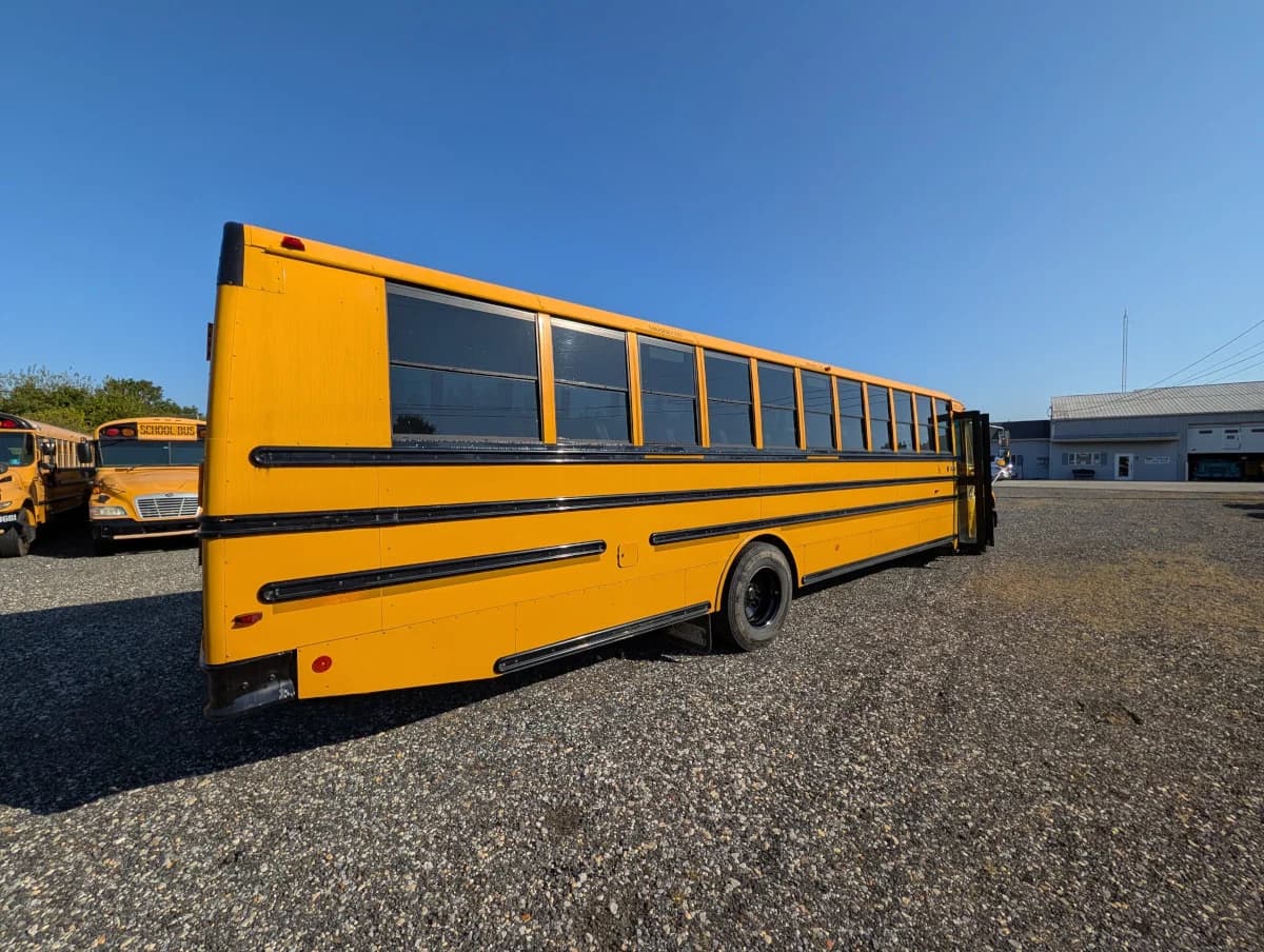 2017 Thomas C2 78 Passenger - Image 3