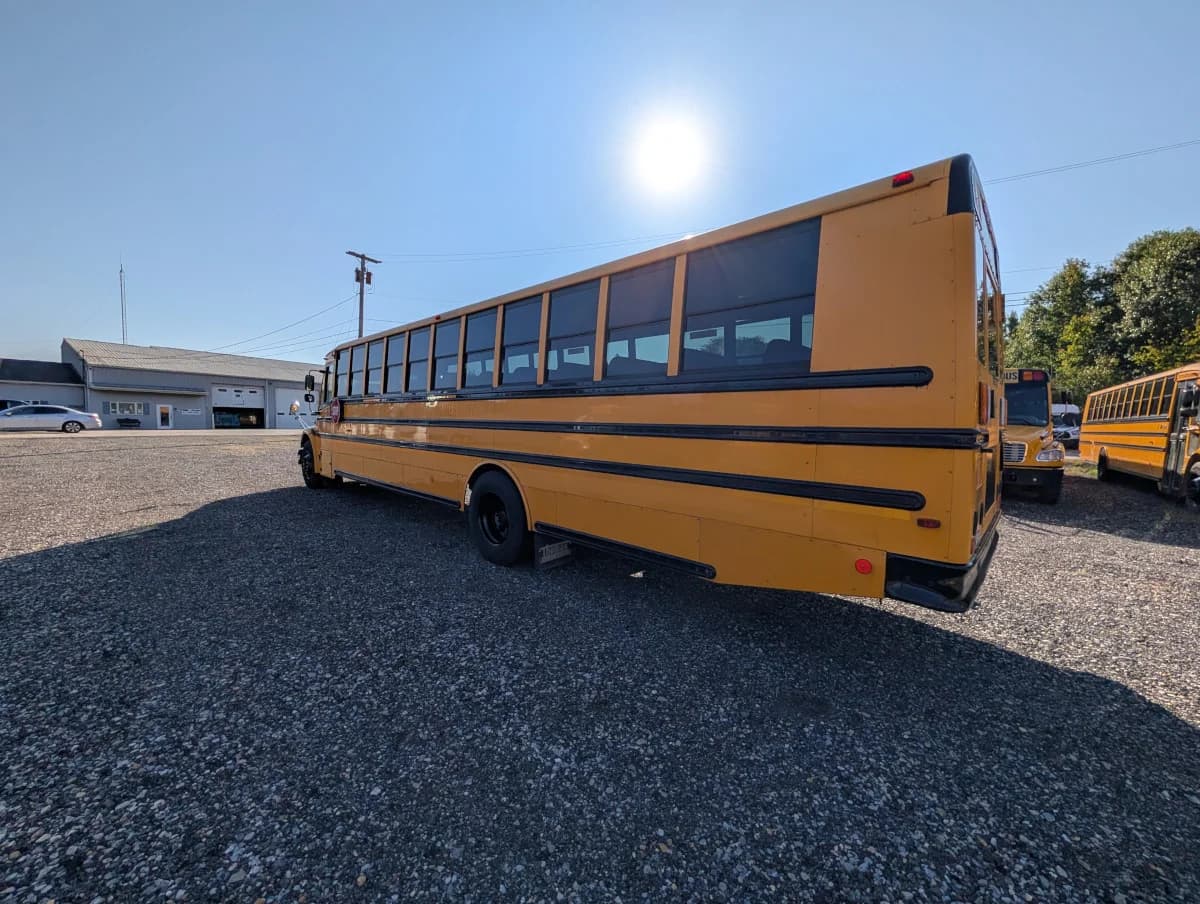 2017 Thomas C2 78 Passenger - Image 4