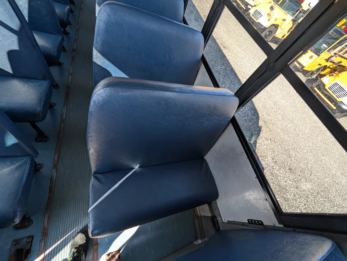 2017 Thomas C2 78 Passenger - Image 9