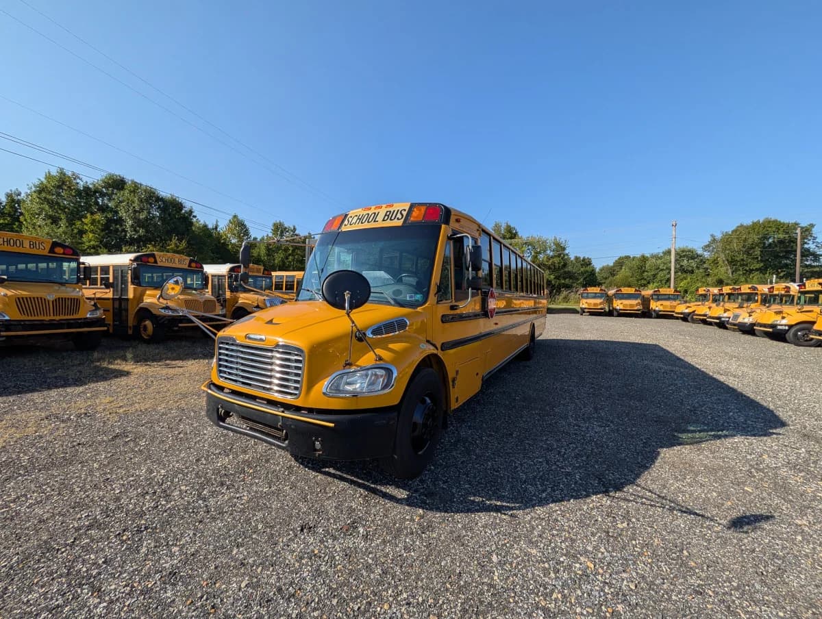2017 Thomas C2 78 Passenger - Image 16