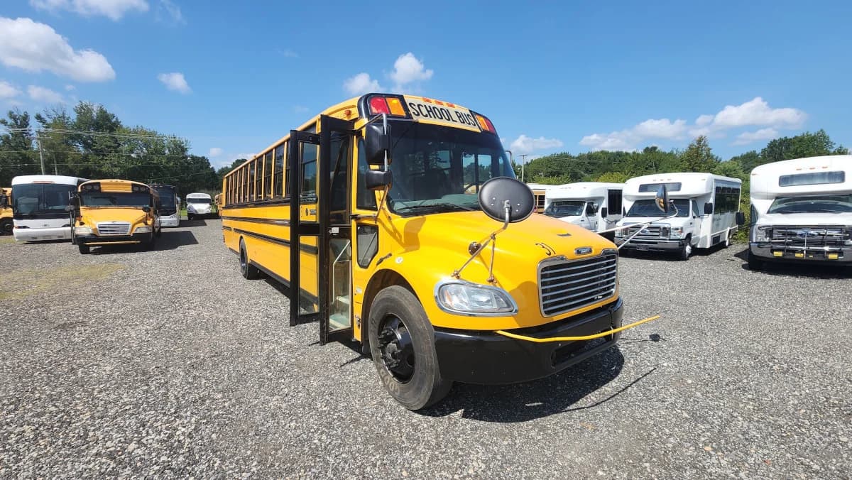 2017 THOMAS C2 72 Passenger School Bus - Image 18