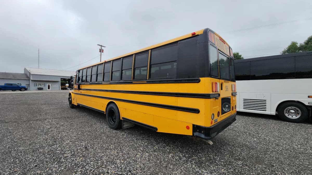 2017 Freightliner Thomas 72 Passenger - Image 5