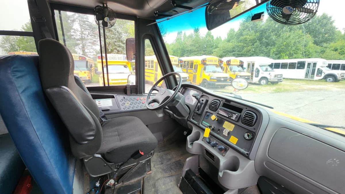 2017 THOMAS C2 72 Passenger Bus - Image 6