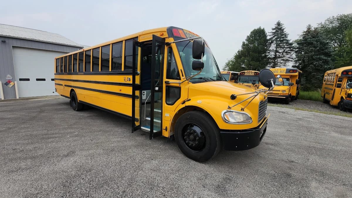 2017 THOMAS C2 72 Passenger Bus - Image 2
