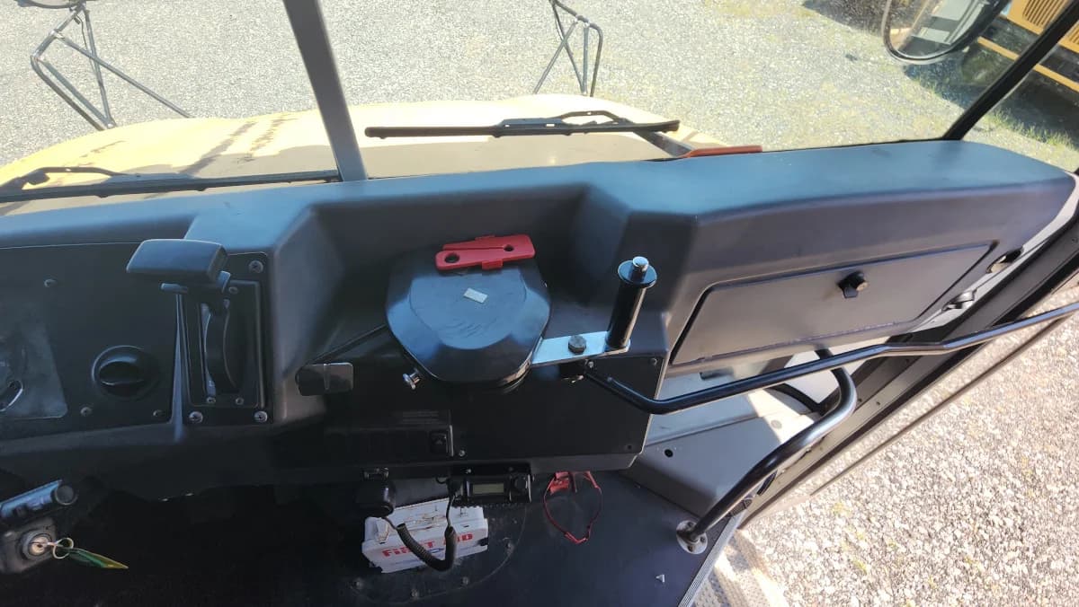 2011 Blue Bird Vision A/C  - Image 7