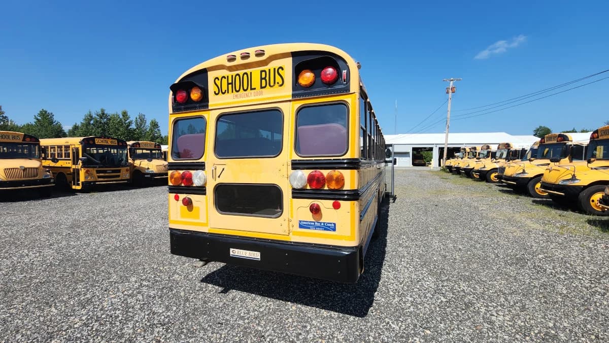 2009 Blue Bird Vision A/C - Image 25