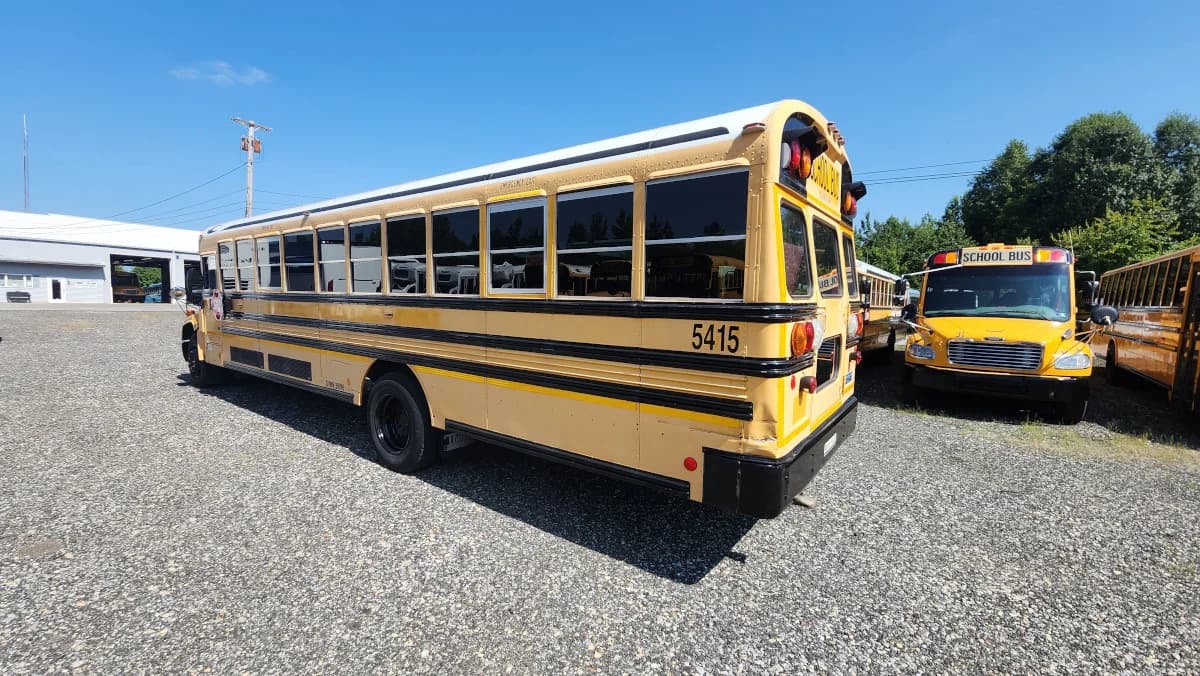 2009 Blue Bird Vision A/C - Image 4