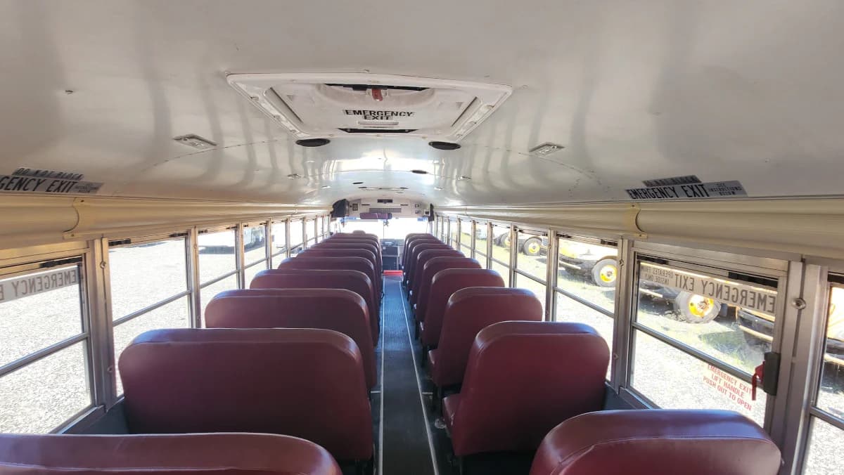 2009 Blue Bird Vision A/C - Image 13