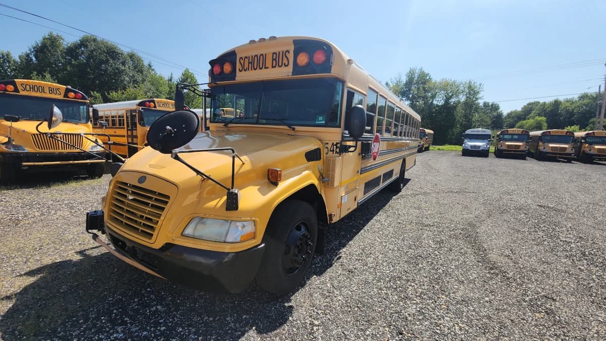 2009 Blue Bird Vision A/C - Image 20