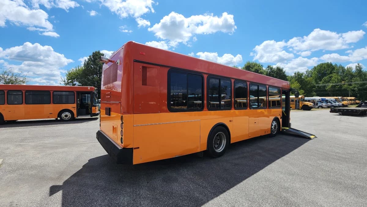 2007 Gillig Low Floor 28FT Transit - Image 3