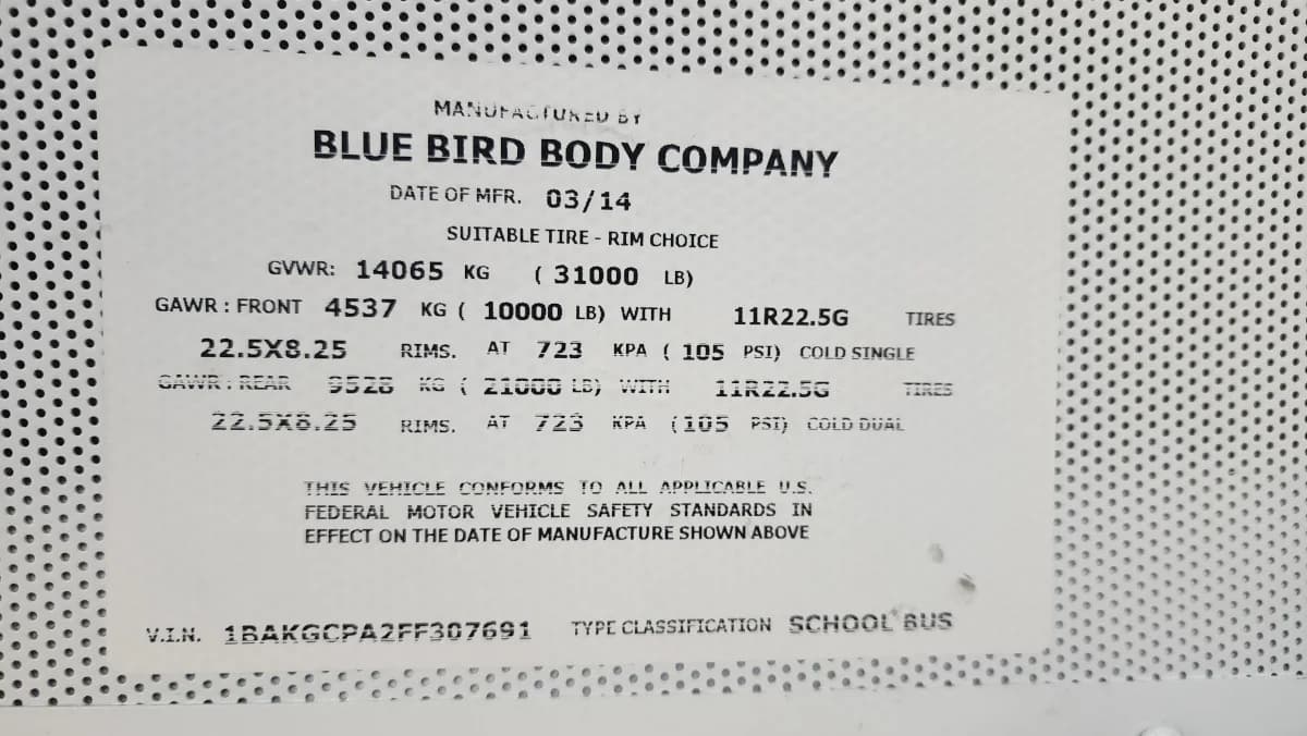 2015 Blue Bird Vision 72 Passenger - Image 22
