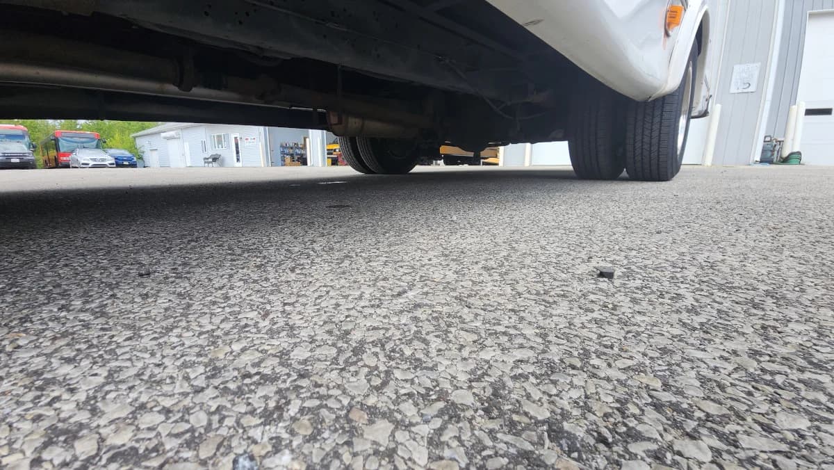2019 Ford E-450 22P Shuttle  - Image 18