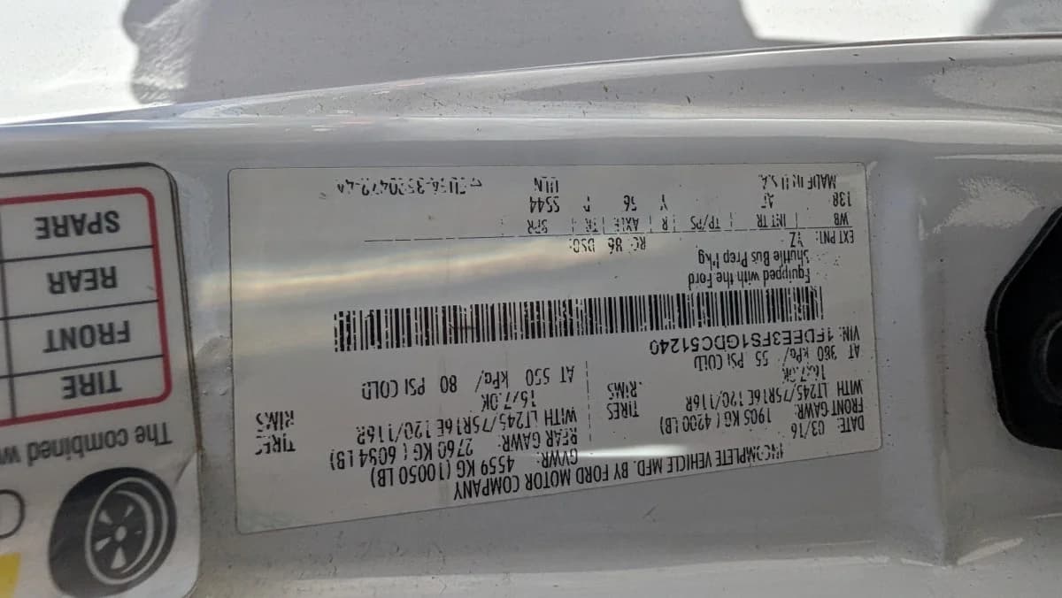 2016 Ford E350 12P Non-CDL  - Image 31