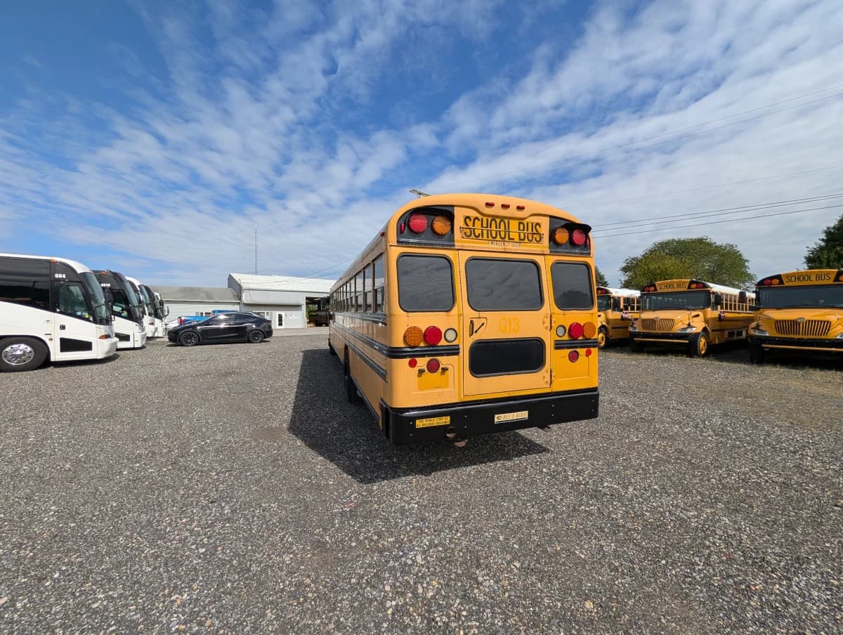 2012 Blue Bird Vision 72 Passenger - Image 21