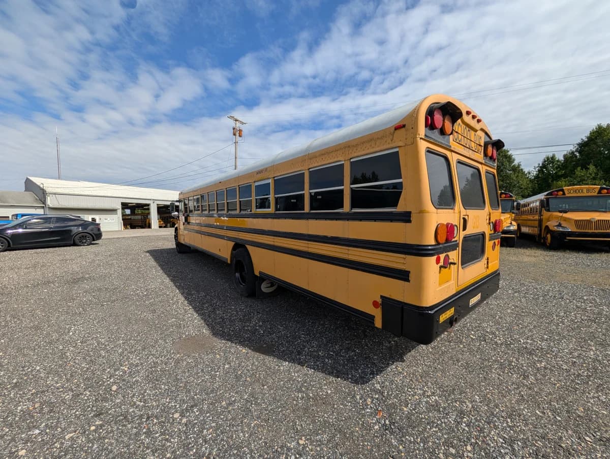 2012 Blue Bird Vision 72 Passenger - Image 22