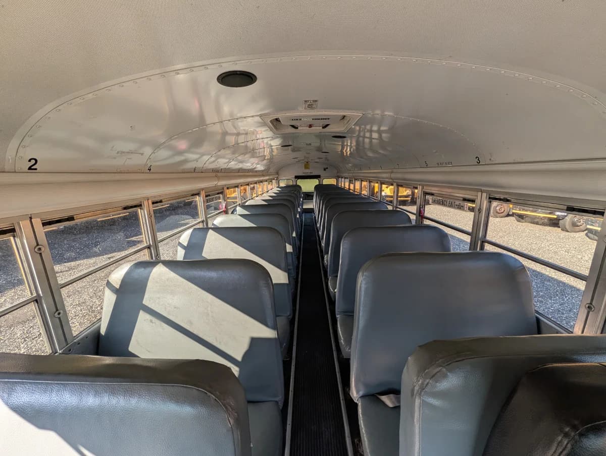 2012 Blue Bird Vision 72 Passenger - Image 8