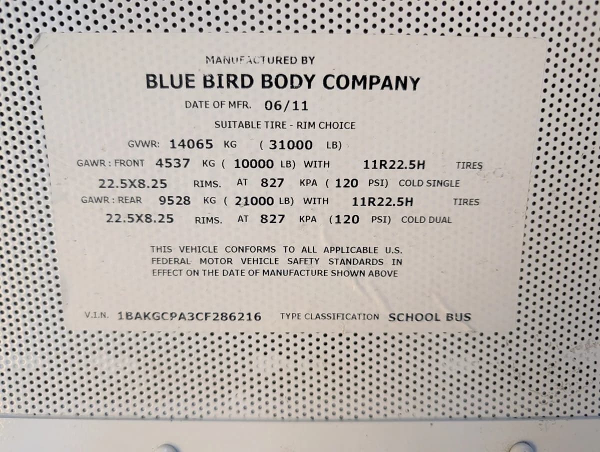 2012 Blue Bird Vision 72P - Image 25