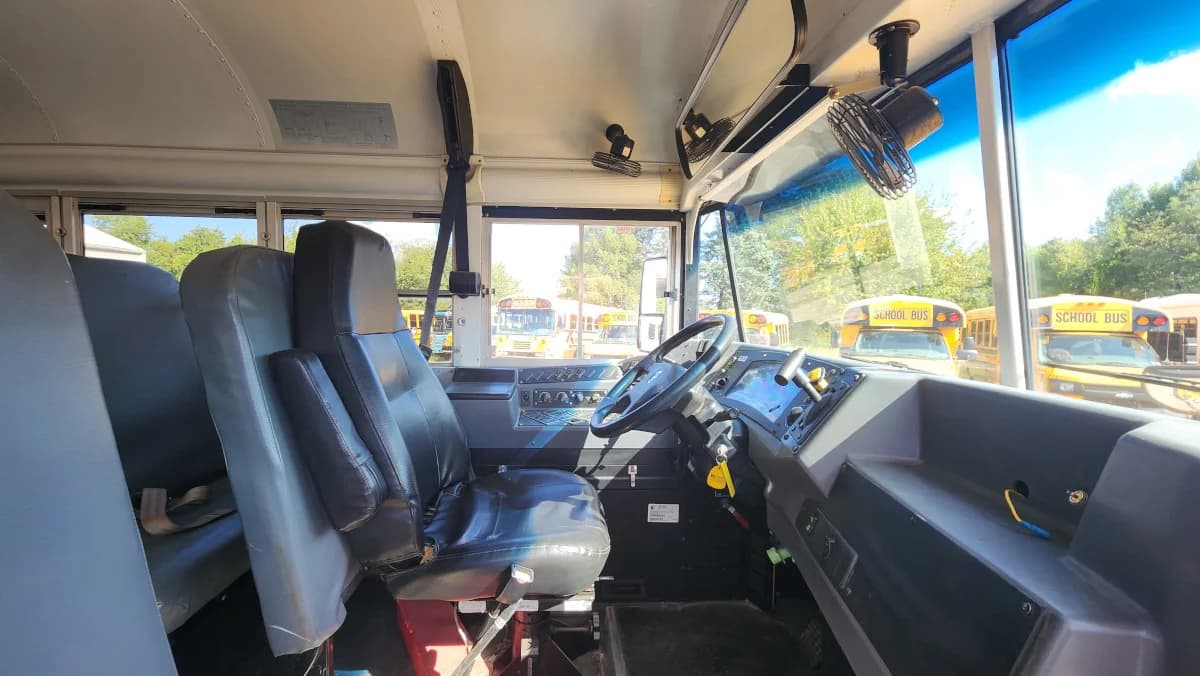 25 Available 2012 Blue Bird Vision 72P - Image 6