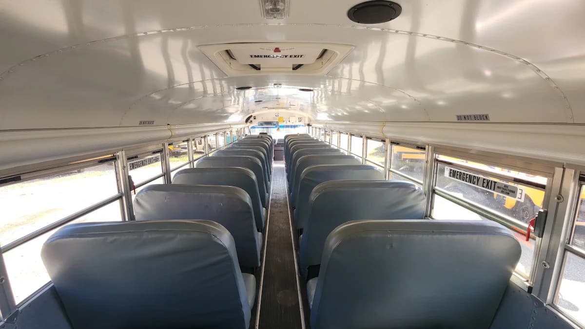 25 Available 2012 Blue Bird Vision 72P - Image 11