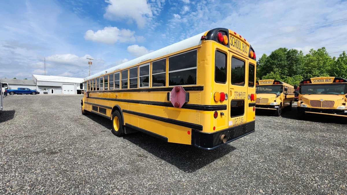 2015 International CE 77P A/C - Image 22