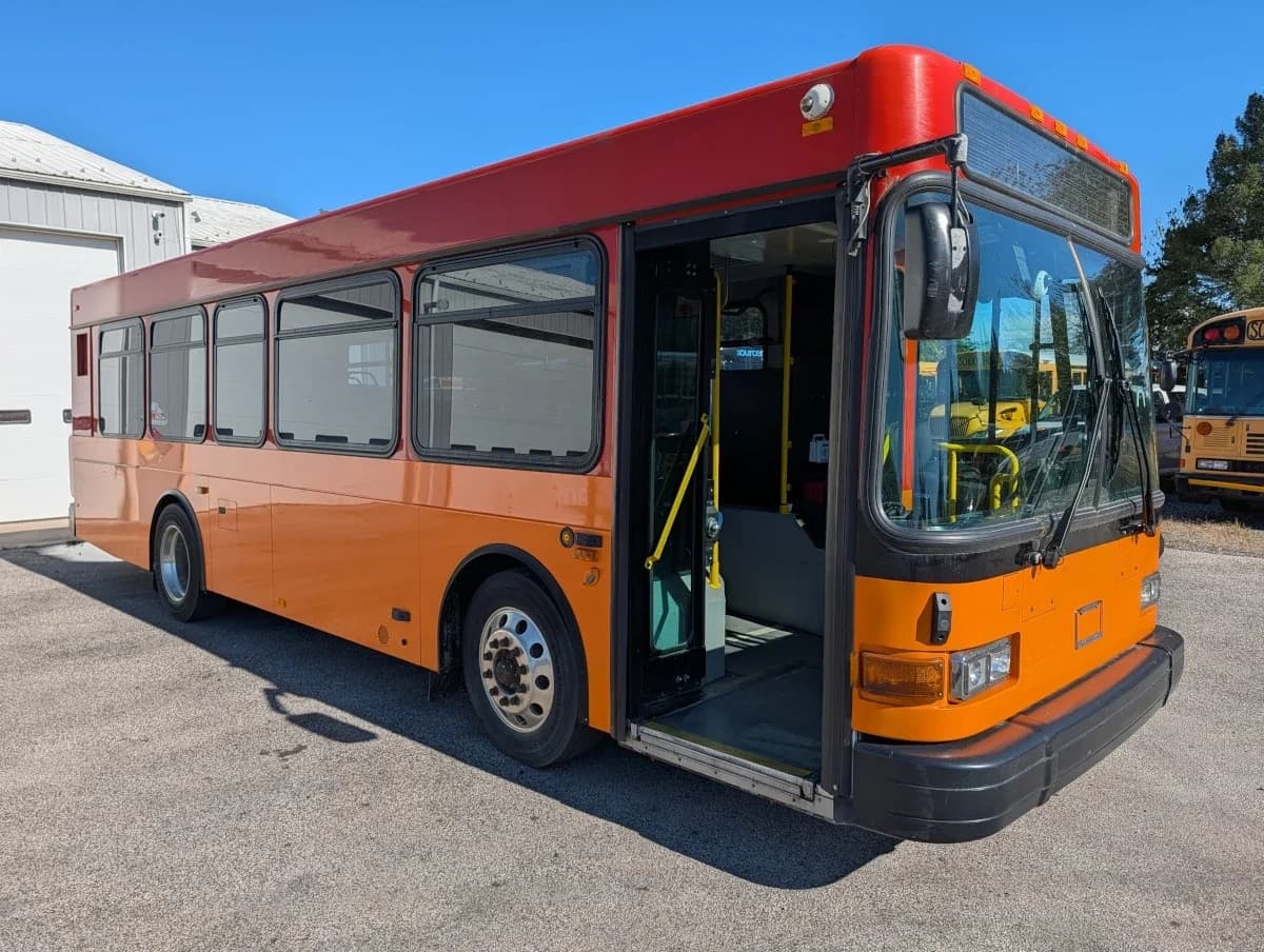 2005 GILLIG LOW FLOOR - Image 28