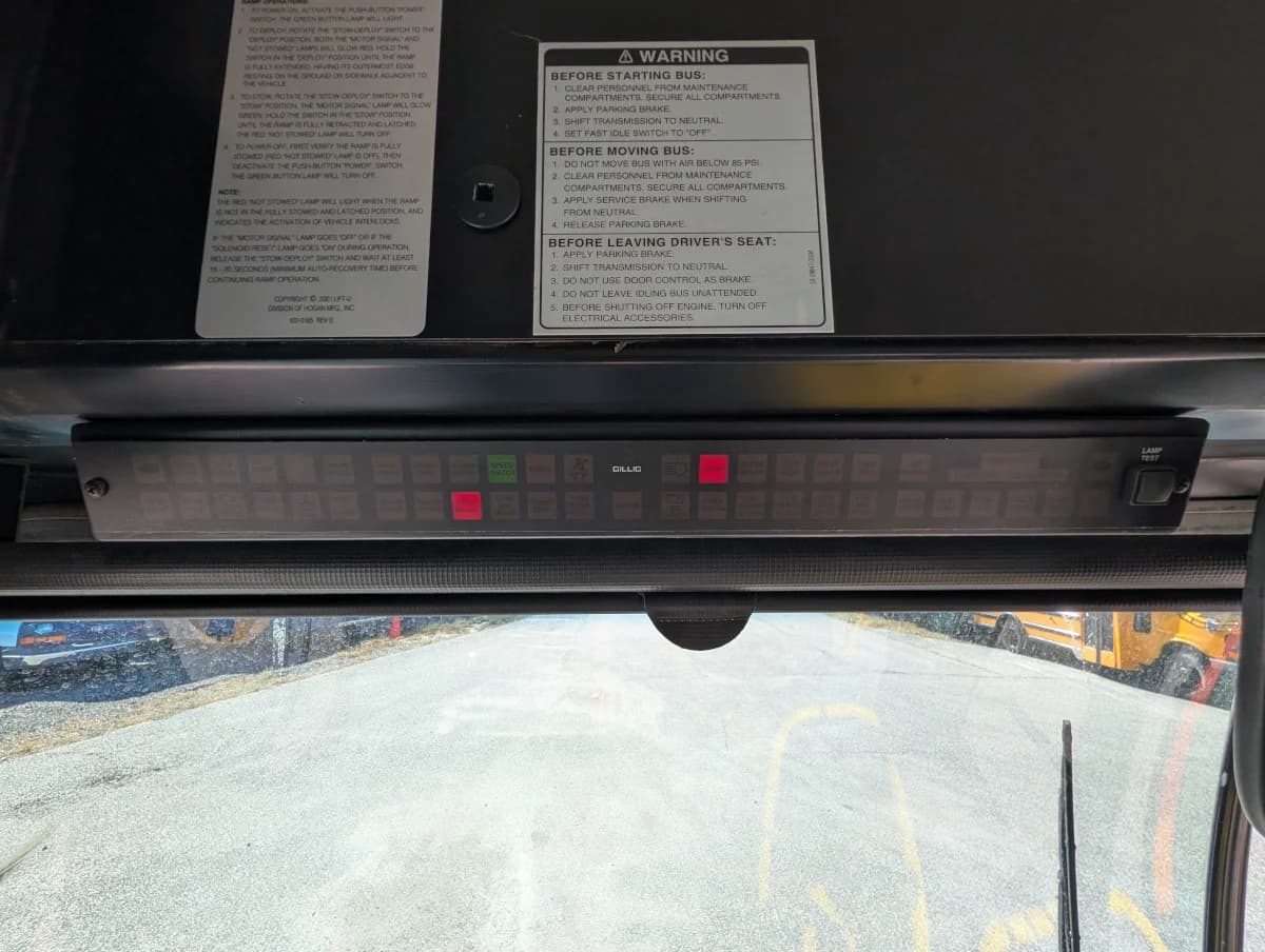 2005 GILLIG LOW FLOOR - Image 25