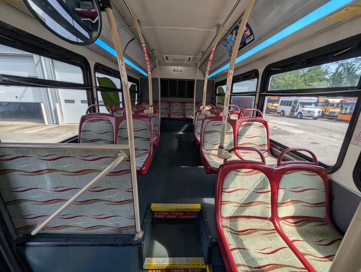 2012 Gillig 40ft Low Floor Transit - Image 17